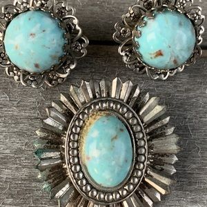 Vintage | Clip-On Earrings and Brooch Set